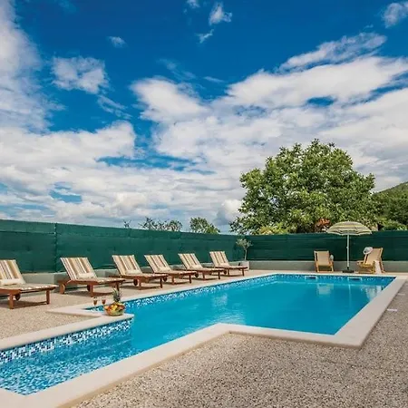 Ctim262 Holiday House With Private Pool